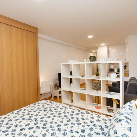 Апартаменты Coruna Vip Centro *